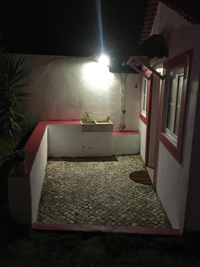 Lisbon Cozy House W/Garden And Pool Villa Valejas Bagian luar foto