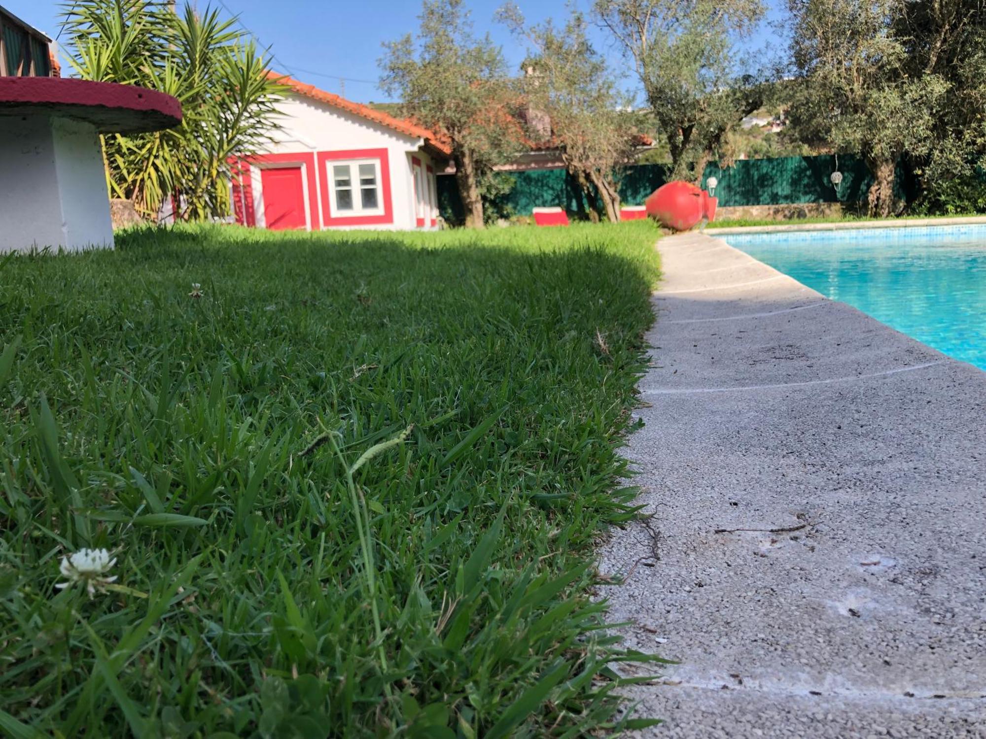 Lisbon Cozy House W/Garden And Pool Villa Valejas Bagian luar foto