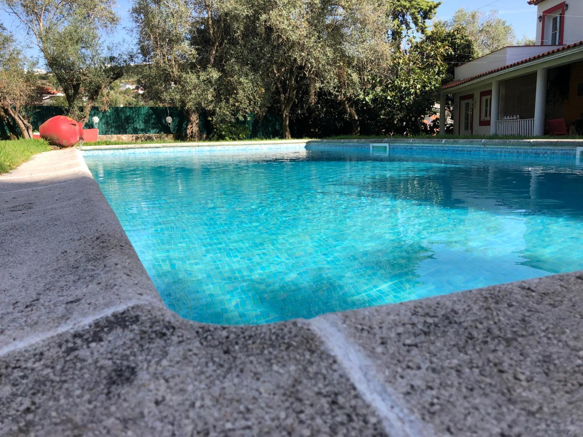 Lisbon Cozy House W/Garden And Pool Villa Valejas Bagian luar foto
